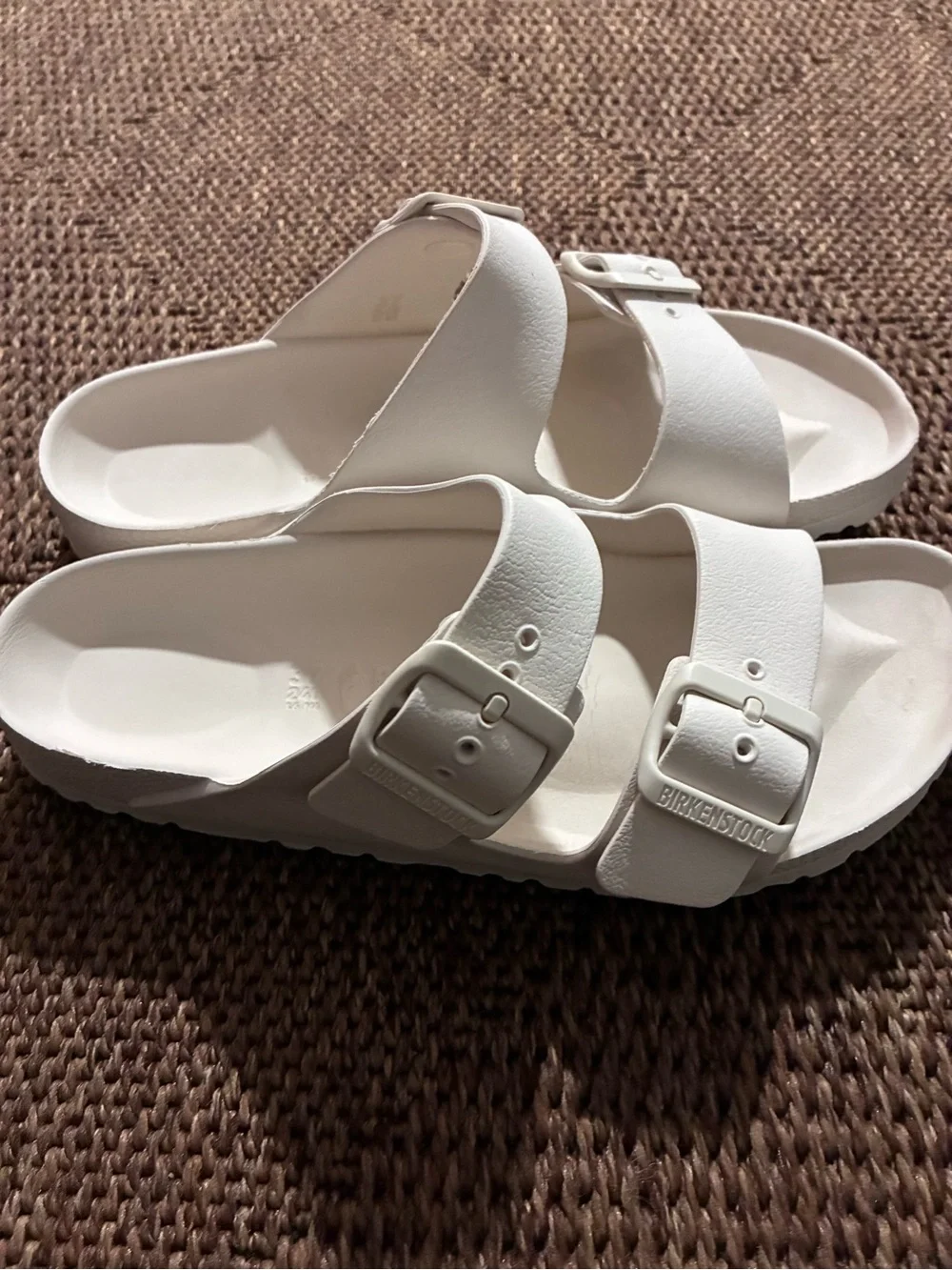 Birkenstock Woman Arizona White Double-Strap Buckle Sandals